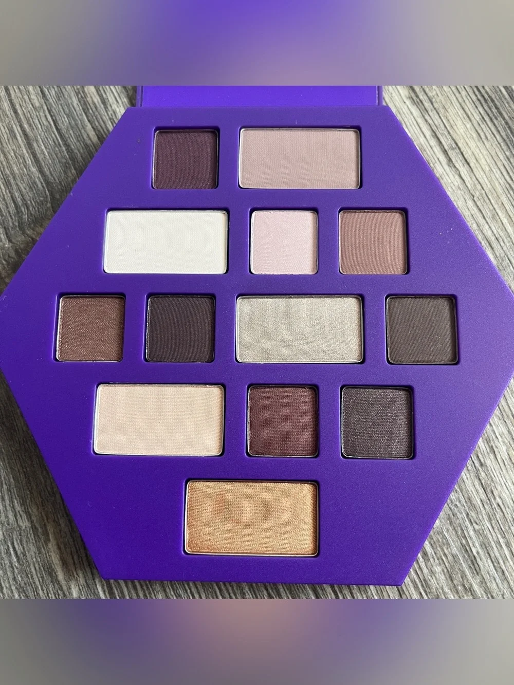 CLINIQUE Light Up Your Eyes Eyeshadow Palette - Limited Production - RARE FIND!